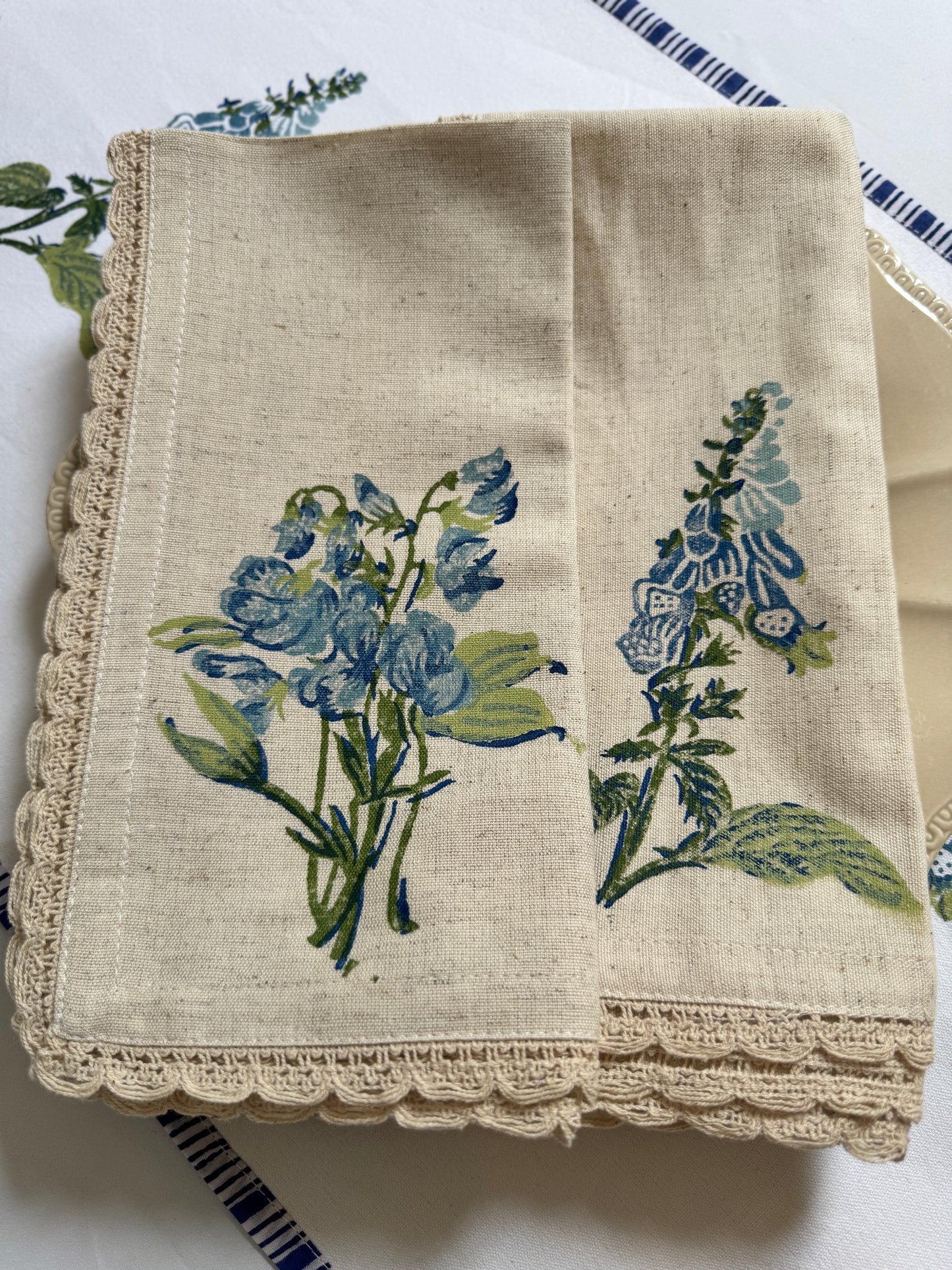 Sweet Pea & Foxglove Napkin Set (2)